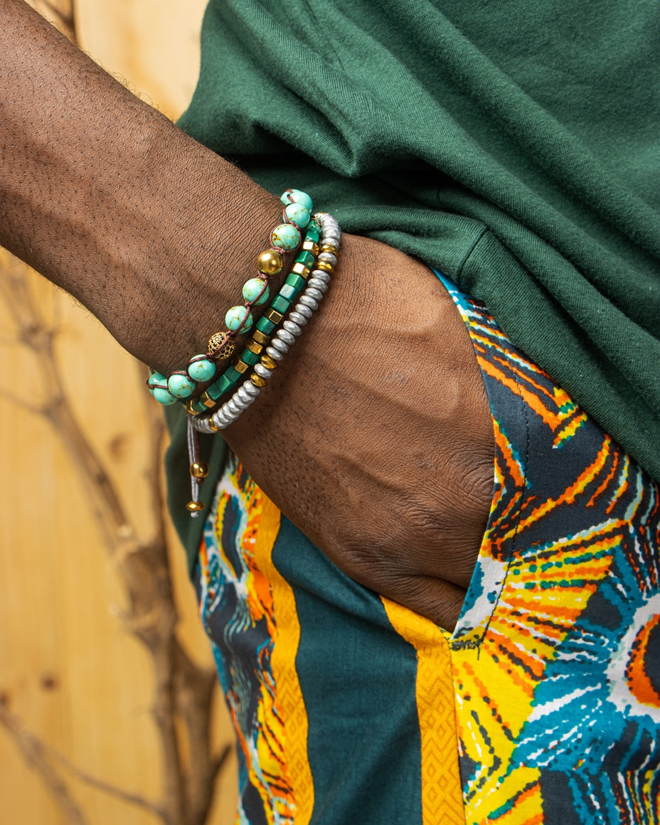Cube faceted MALACHITE and GLOSS GOLD HEMATITE Macrame Bracelet