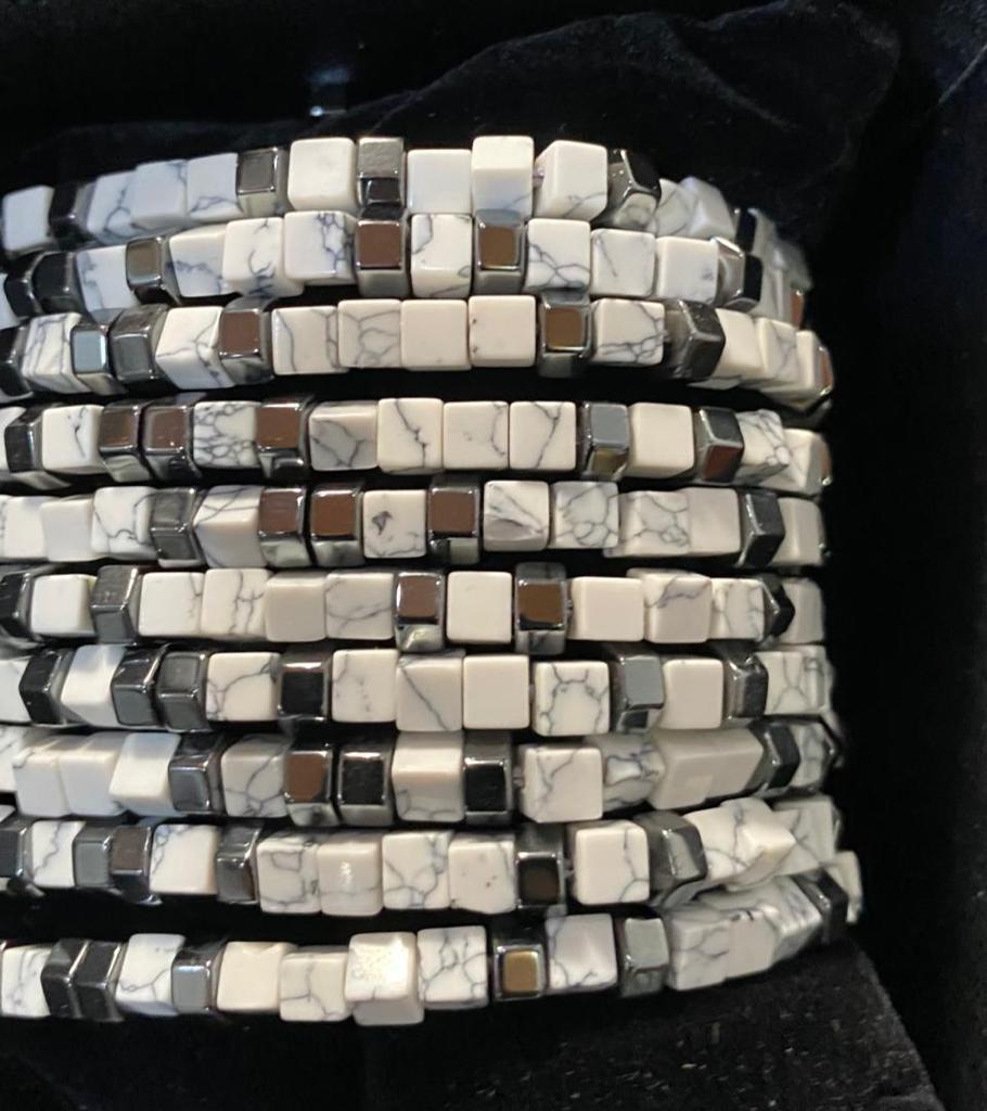 CUBE faceted HAWLITE and GLOSS GRAPHITE HEMATITE Macrame Bracelet