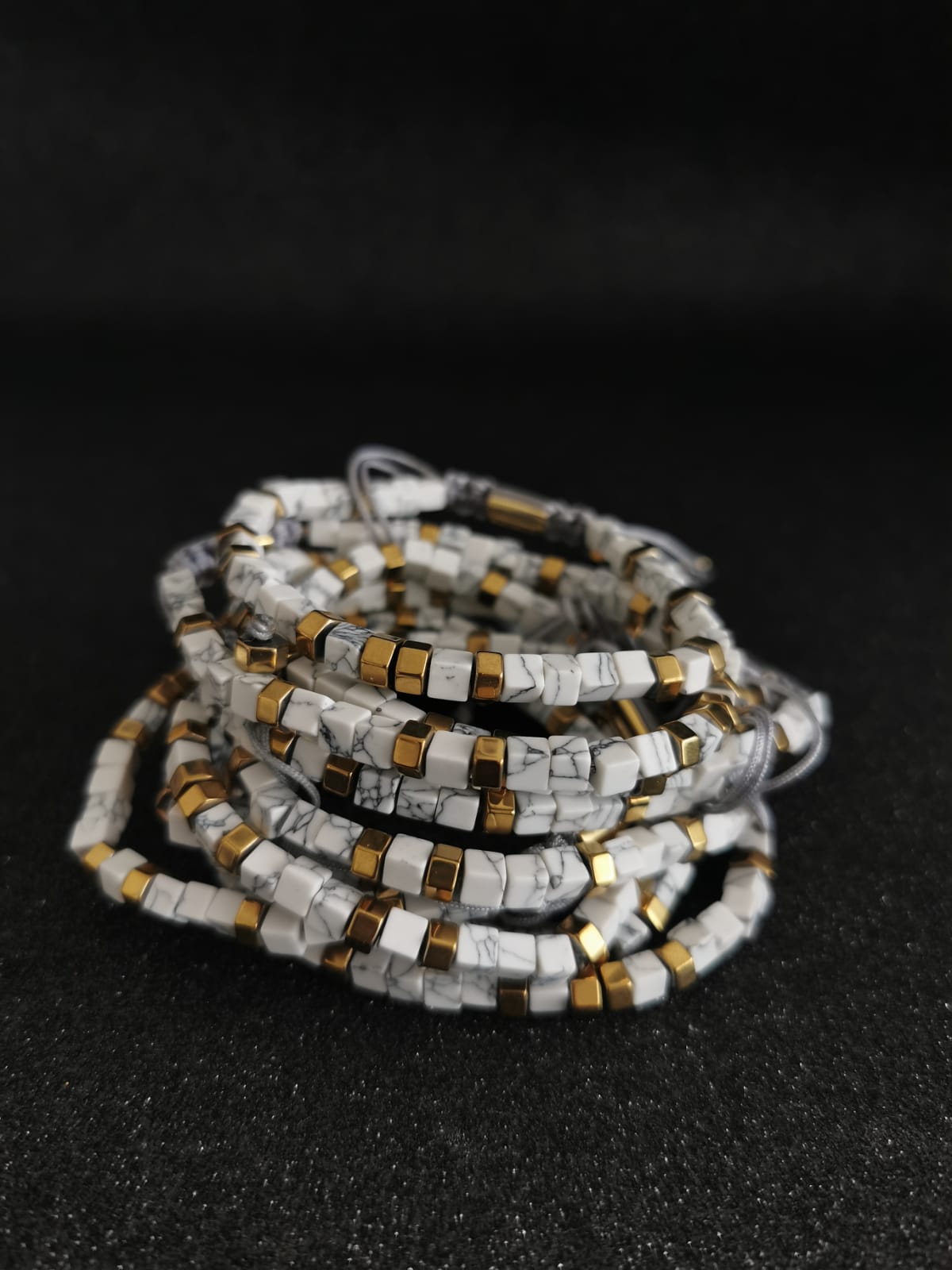 CUBE faceted HAWLITE and GLOSS GOLD HEMATITE Macrame Bracelet