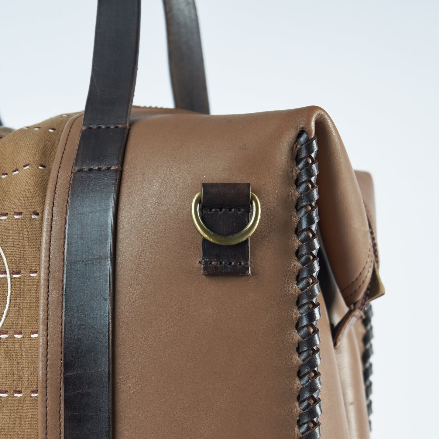 EYOTALO™️ 100% LEATHER WEEKEND BAG - CREAM JUTE